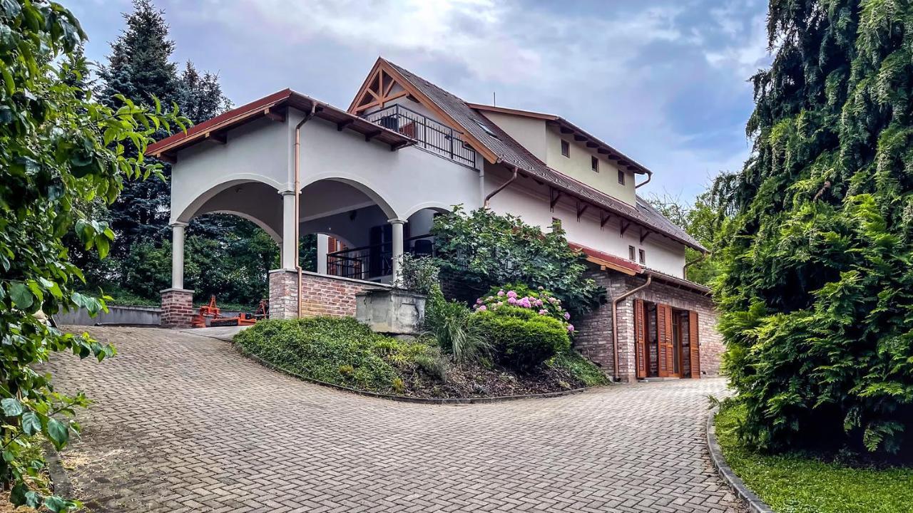 Dreiszker Apartmanház Ólmod Kültér fotó